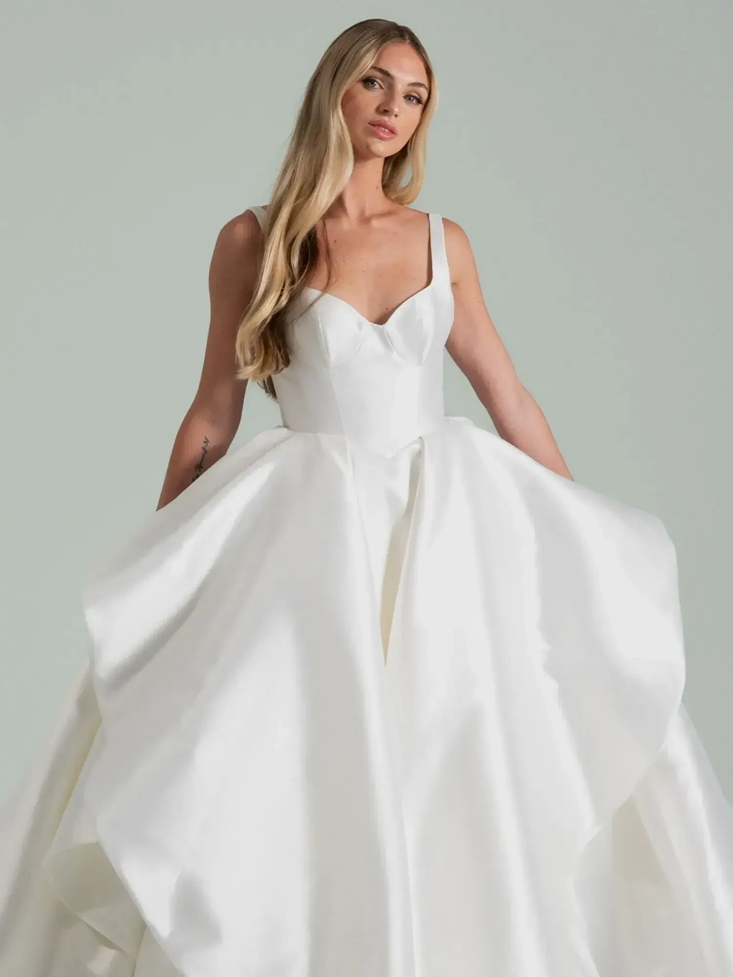 Visit Best Wedding Shops in Phoenix: How to Choose the Right Bridal Boutique details page
